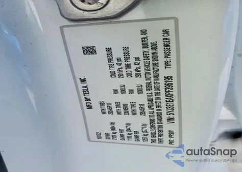 2023 Tesla Model 3 z USA, uszkodzony, nr VIN 5YJ3E1EAXPF396195